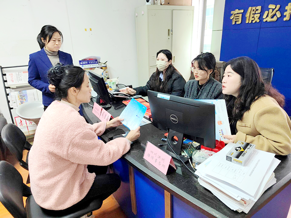 岳池縣市場監(jiān)管局聯(lián)合縣司法局開展“3·15”國際消費(fèi)者權(quán)益日法律咨詢活動